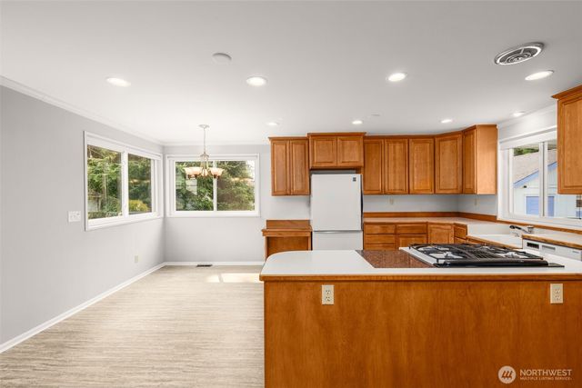 2501 SW 112th Street, Seattle, WA 98146
