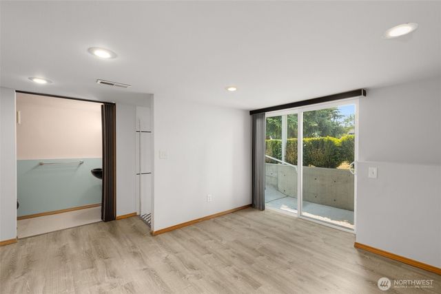 2501 SW 112th Street, Seattle, WA 98146