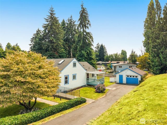 2501 SW 112th Street, Seattle, WA 98146