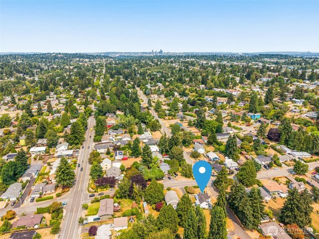 2501 SW 112th Street, Seattle, WA 98146
