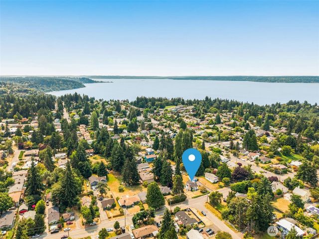 2501 SW 112th Street, Seattle, WA 98146