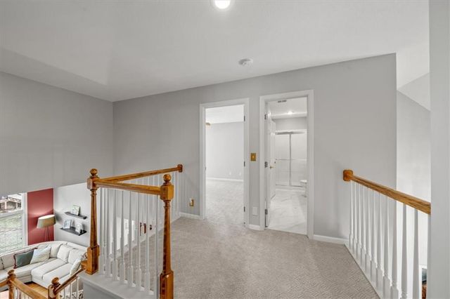 704 NE Ashmont Place, Lee's Summit, MO 64064