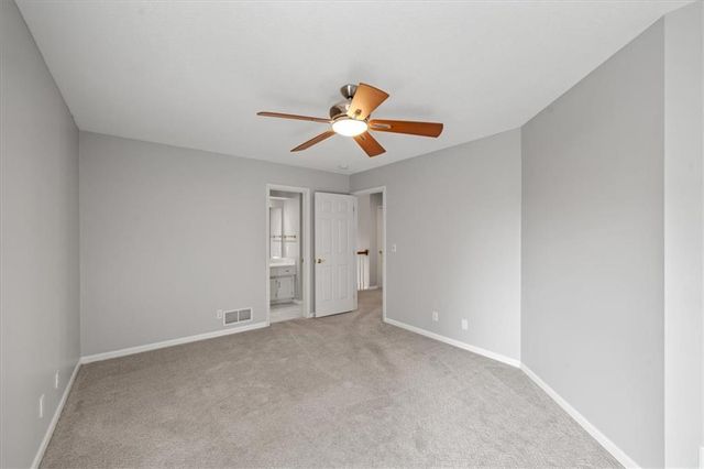 704 NE Ashmont Place, Lee's Summit, MO 64064