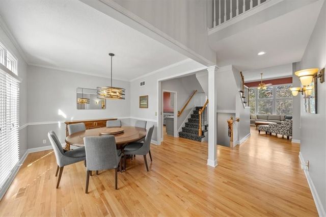 704 NE Ashmont Place, Lee's Summit, MO 64064