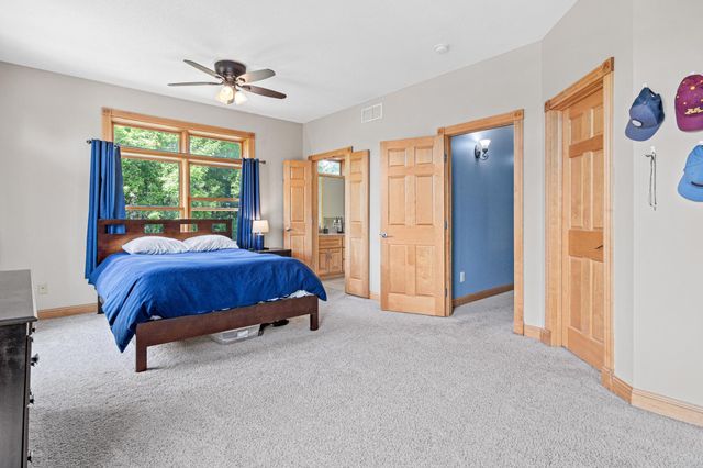 101 8th Avenue SE, Isanti, MN 55040