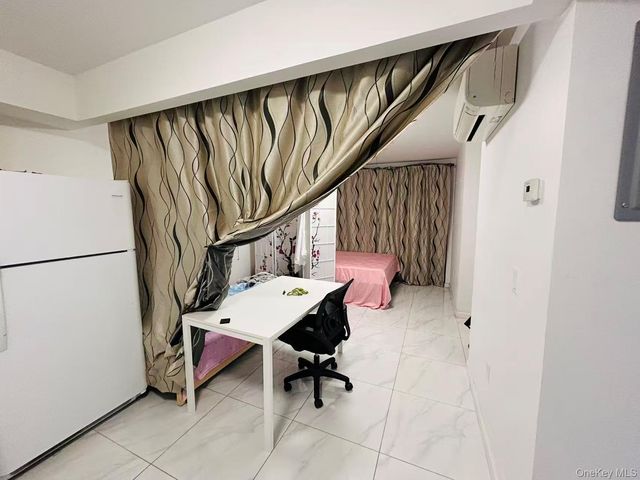 13216 Maple Avenue 3A, Flushing, NY 11355