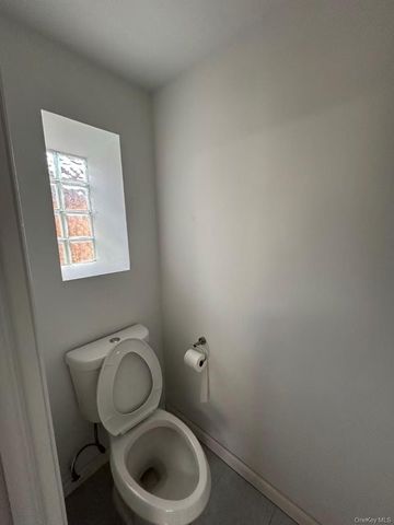 13216 Maple Avenue 3A, Flushing, NY 11355