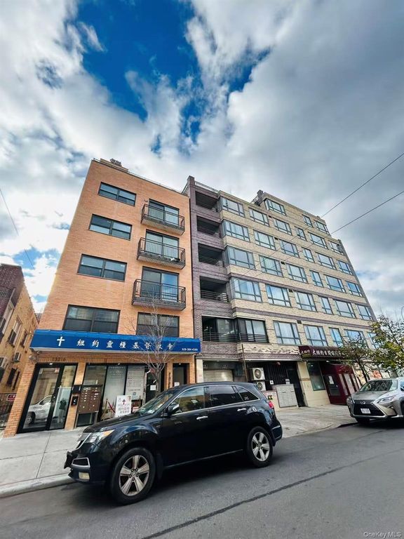 13216 Maple Avenue 3A, Flushing, NY 11355