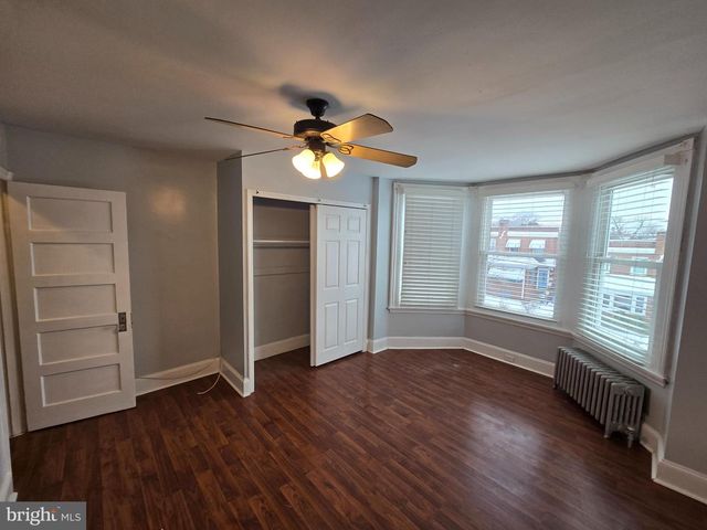 460 SHURS LN, Philadelphia, PA 19128