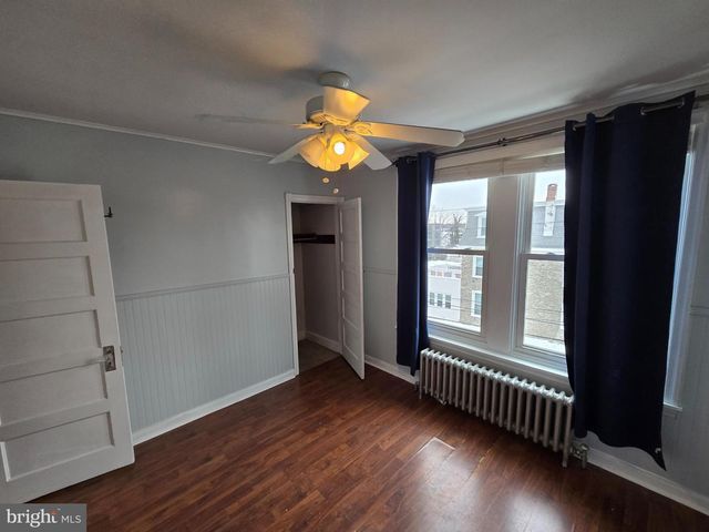 460 SHURS LN, Philadelphia, PA 19128