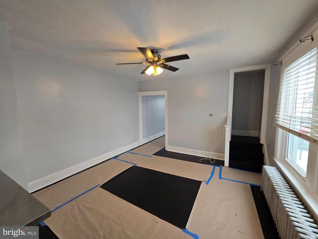 460 SHURS LN, Philadelphia, PA 19128