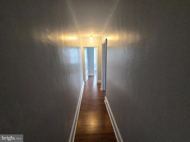 460 SHURS LN, Philadelphia, PA 19128