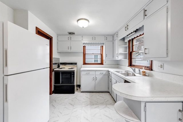 1465 HARVEY STREET, Green Bay, WI 54302