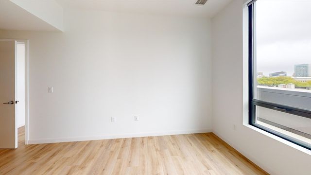 60 Kilmarnock St 842, Boston, MA 02215