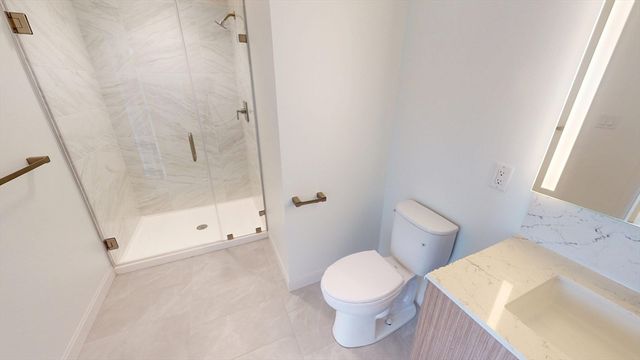 60 Kilmarnock St 842, Boston, MA 02215