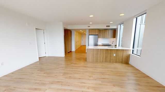 60 Kilmarnock St 842, Boston, MA 02215