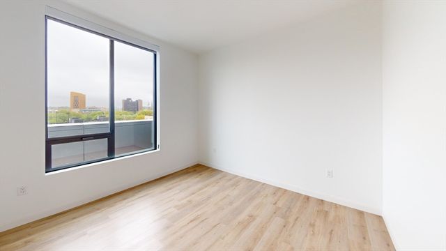 60 Kilmarnock St 842, Boston, MA 02215