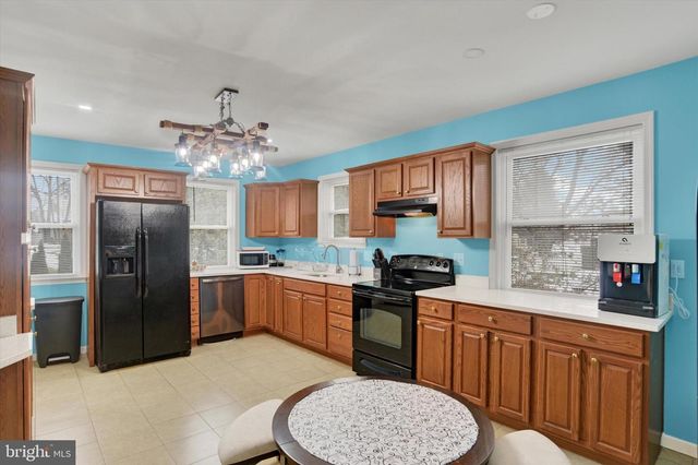 1343 CHURCH RD, Hershey, PA 17033