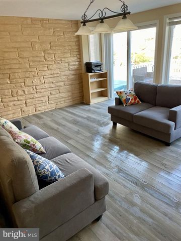 1343 CHURCH RD, Hershey, PA 17033