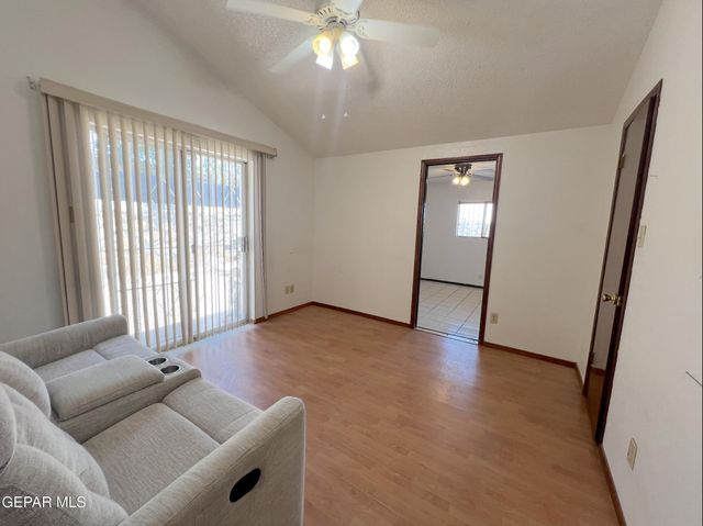 823 BARANDAL Drive, El Paso, TX 79907