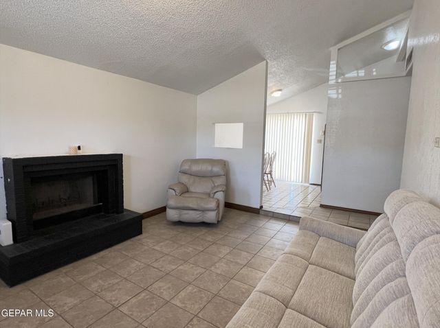 823 BARANDAL Drive, El Paso, TX 79907