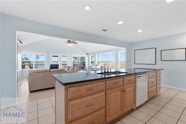 1116 Pleasure Point Lane, Townsend, GA 31331