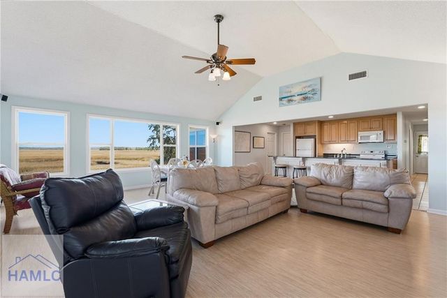 1116 Pleasure Point Lane, Townsend, GA 31331
