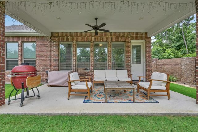 4205 Grand Oaks Wind, Spring, TX 77386