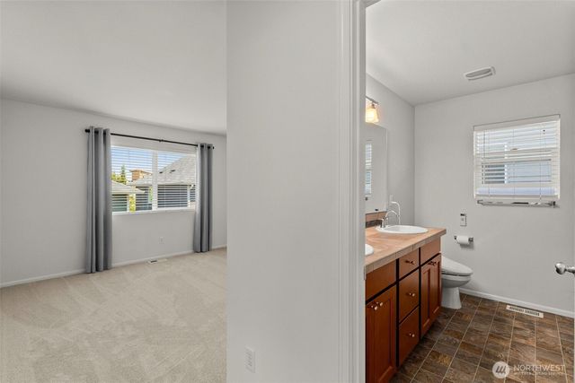 1810 Ridgeview Loop SW, Tumwater, WA 98512