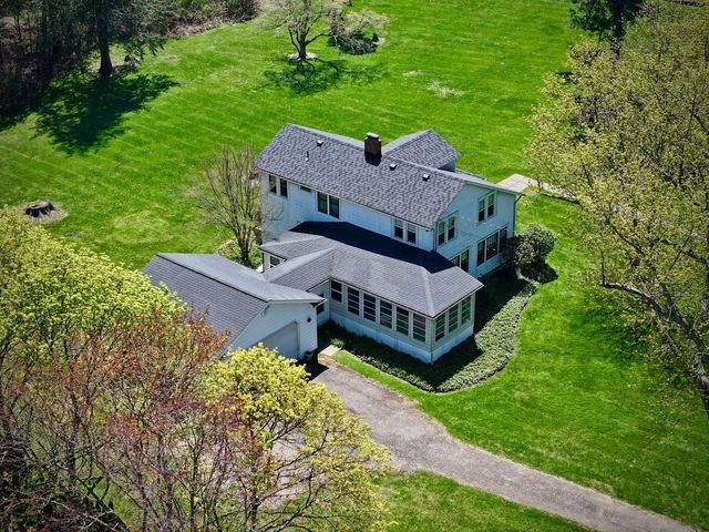 137 GATEWAY Drive, Fairview, PA 16415