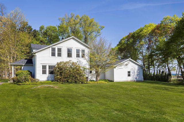 137 GATEWAY Drive, Fairview, PA 16415