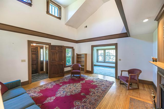 137 GATEWAY Drive, Fairview, PA 16415