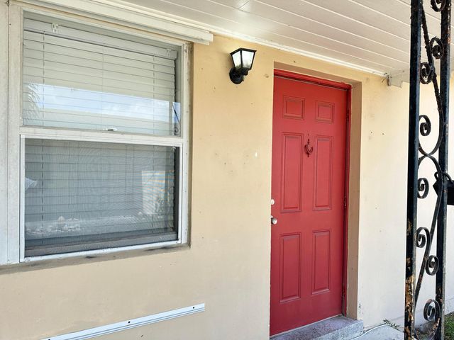527 Puritan Road 2, West Palm Beach, FL 33405