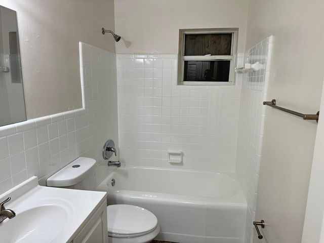 527 Puritan Road 2, West Palm Beach, FL 33405