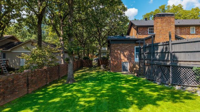2916 Justin Matthews Drive, North Little Rock, AR 72116