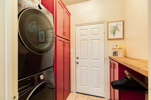 2518 Ridgewood Drive, West Columbia, TX 77486