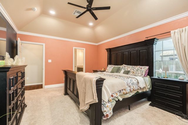 2518 Ridgewood Drive, West Columbia, TX 77486