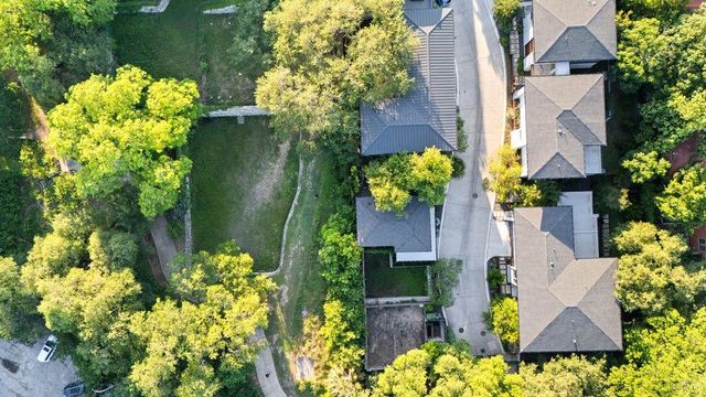 2800 Del Curto RD 12, Austin, TX 78704