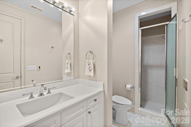 925 Harvard Place, Charlotte, NC 28207