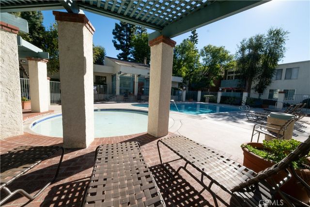 5700 Etiwanda Avenue 149, Tarzana, CA 91356