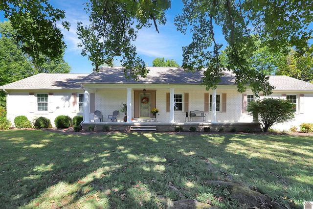 1500 Dudley Dr, Murray, KY 42071