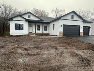 265 Creekside Drive, Byron, IL 61010