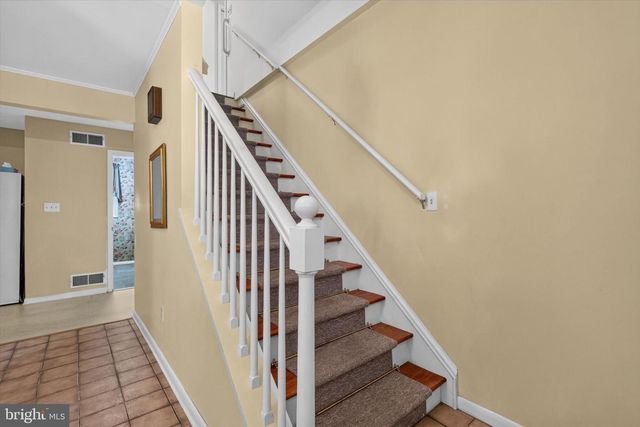7738 FARMDALE AVE, Harrisburg, PA 17112