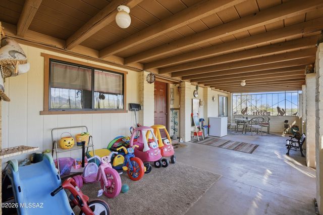 9701 W Calle Anasazi, Tucson, AZ 85735