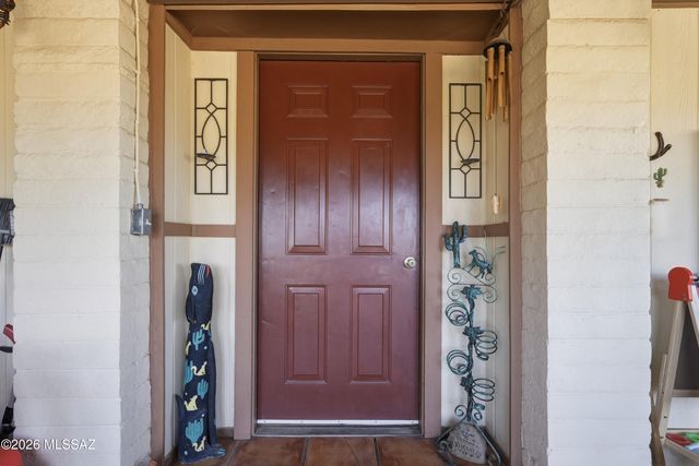 9701 W Calle Anasazi, Tucson, AZ 85735