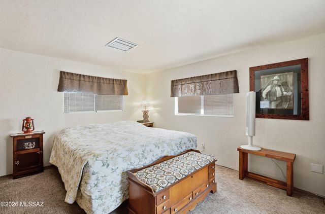 9701 W Calle Anasazi, Tucson, AZ 85735