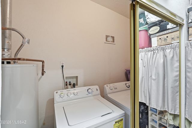 9701 W Calle Anasazi, Tucson, AZ 85735