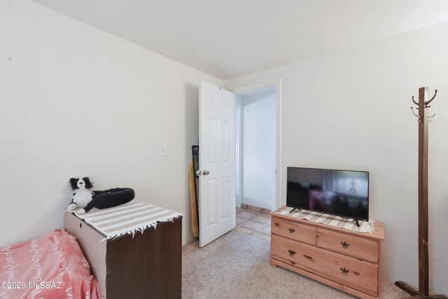 9701 W Calle Anasazi, Tucson, AZ 85735