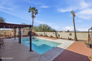 9701 W Calle Anasazi, Tucson, AZ 85735