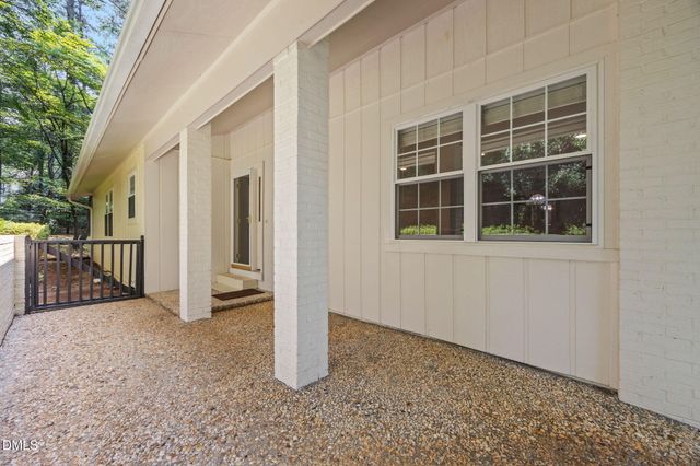 8608 Caswell Court, Raleigh, NC 27613